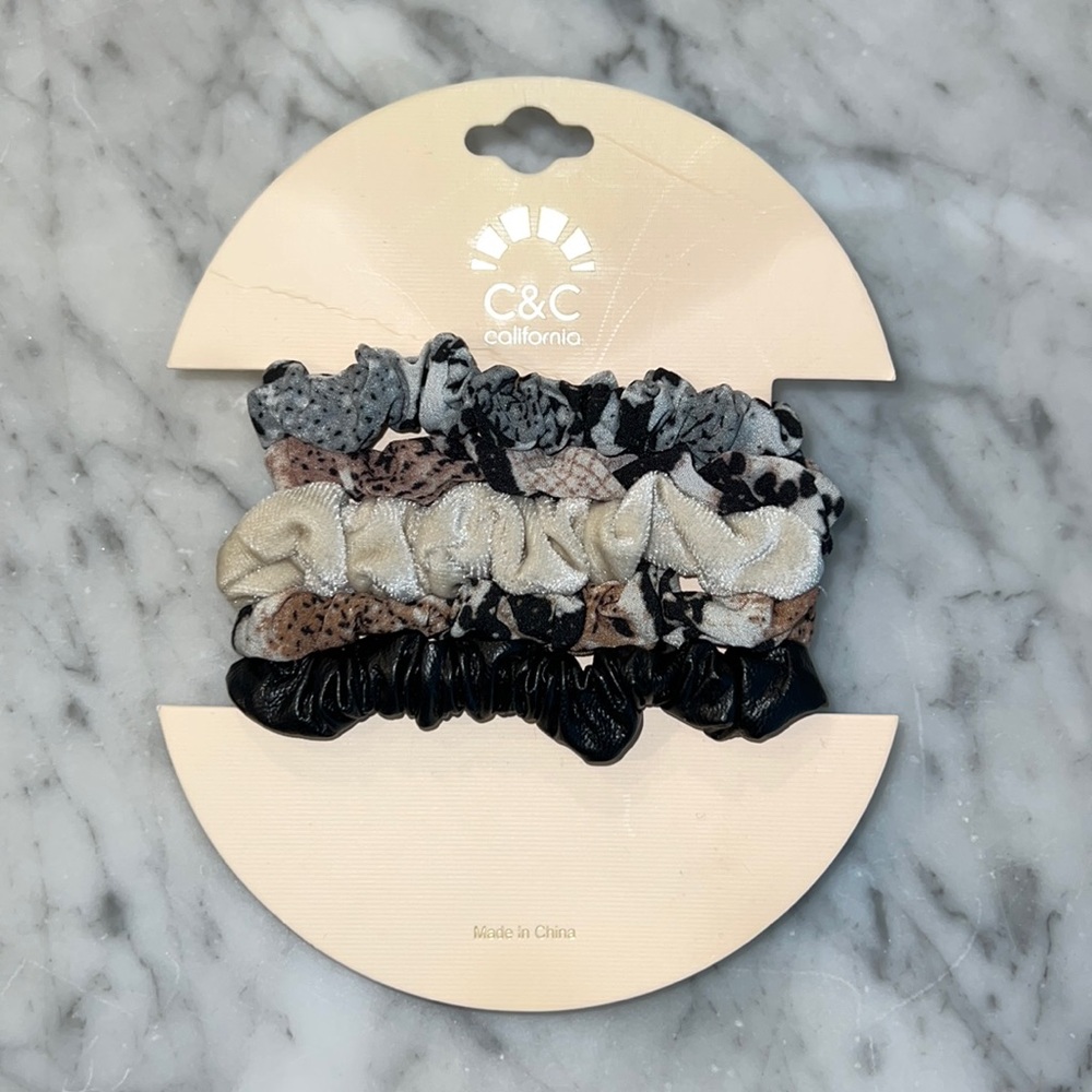 Bundle of scrunchies
